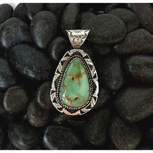 VTG Navajo Arts and Crafts Guild 925 Sterling Silver Royston Turquoise Pendant